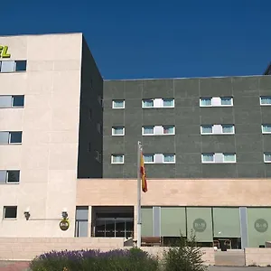 ホテル B＆b アエロプエルト T1 T2 T3 マドリード